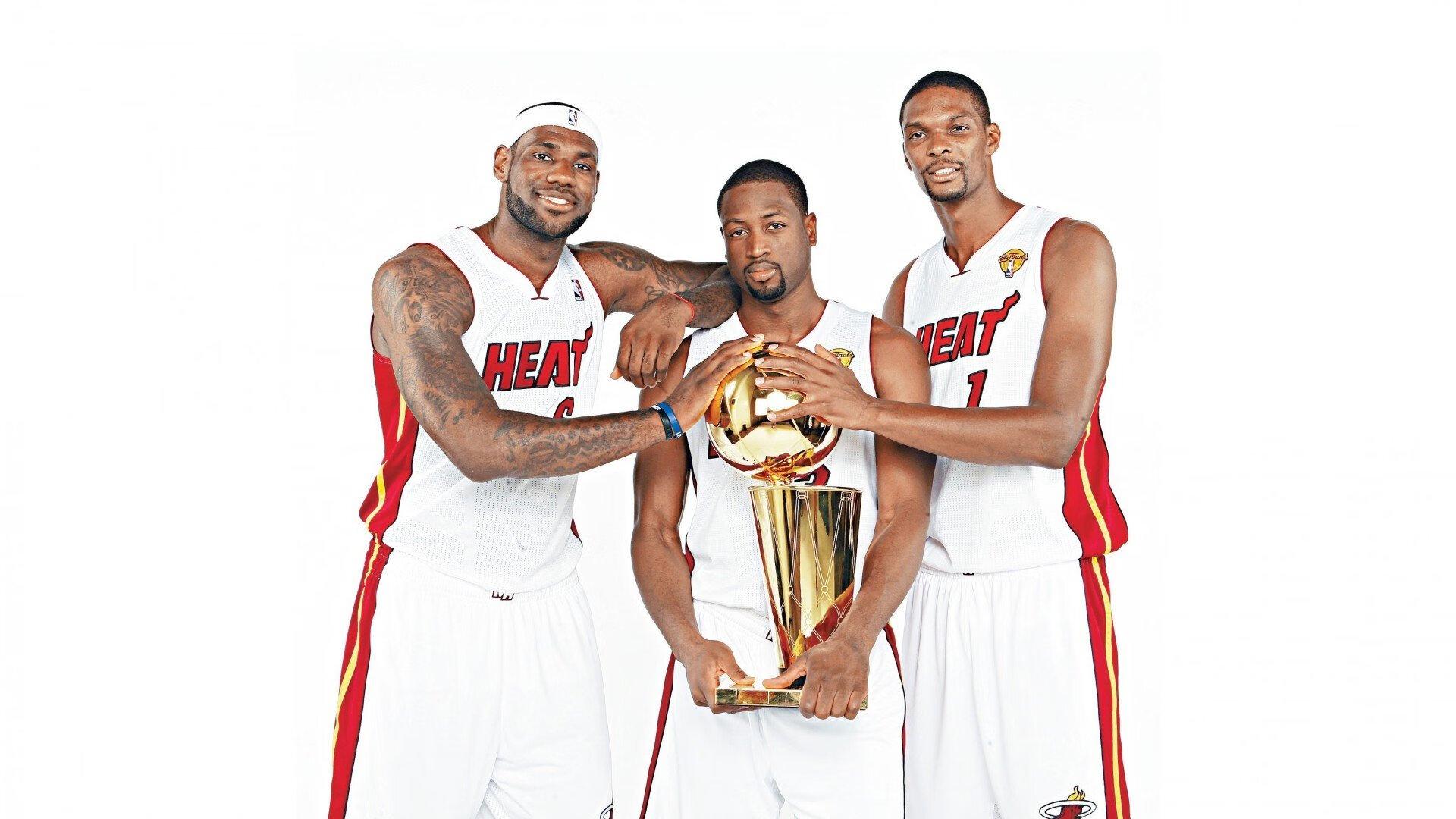 姆巴佩帽子戏法助巴黎圣日耳曼大胜里昂 法甲争冠悬念再起